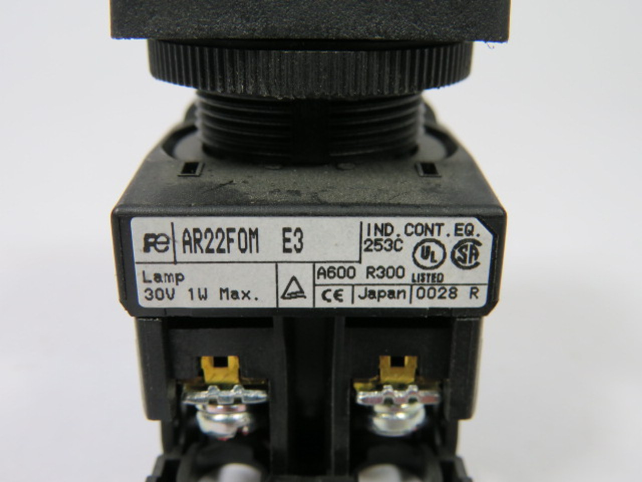 Fuji Electric AR22F0M-10E3G Push Button Illum LED 1NO 24V Green Flush USED