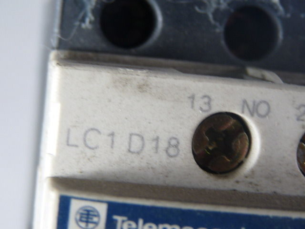 Telemecanique LC1-D18G7 Contactor 18A 120V USED