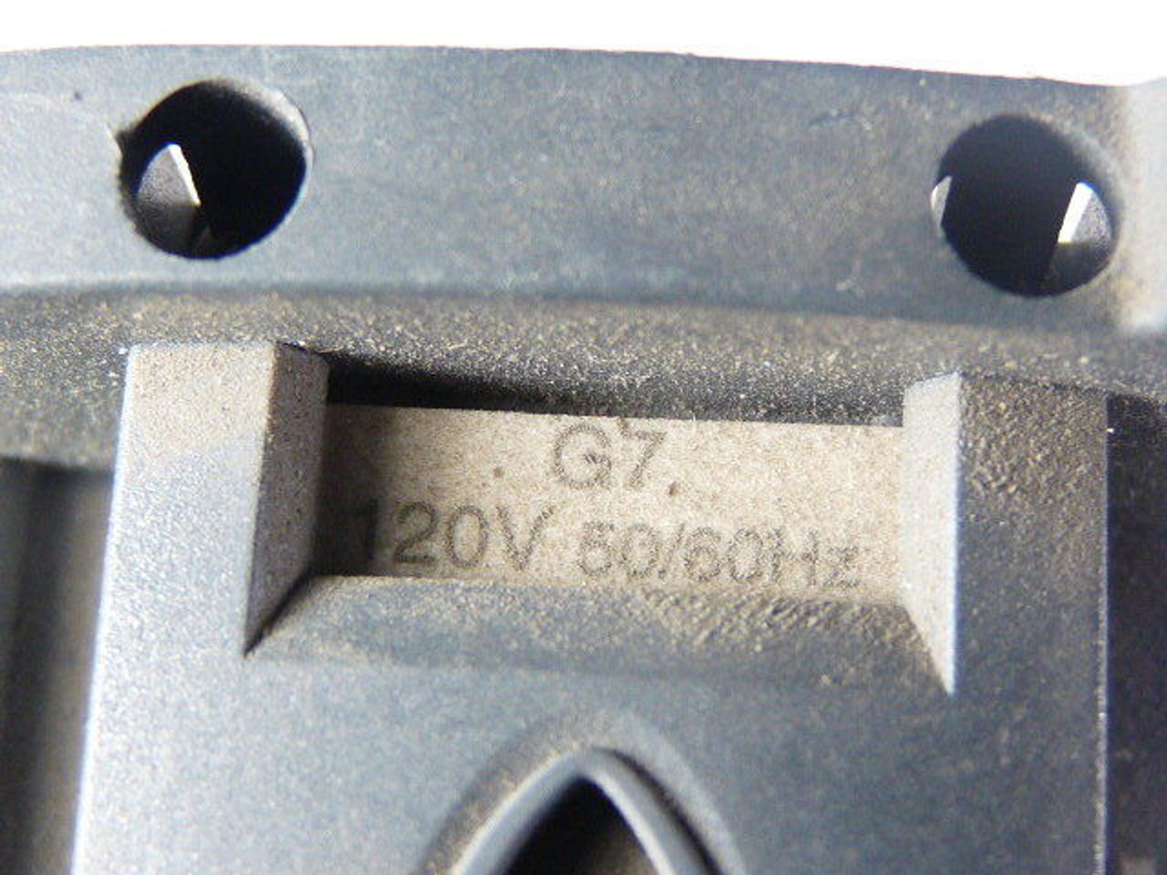 Telemecanique LC1-D18G7 Contactor 18A 120V USED