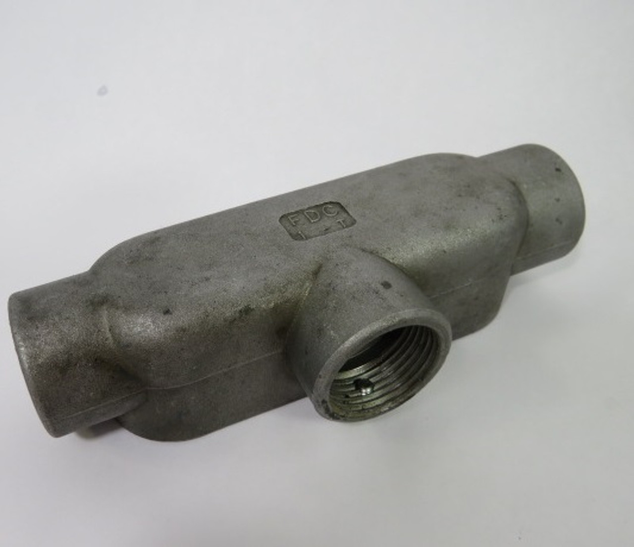 EDC 1-T Conduit Body w/o Cover 1" Hub USED