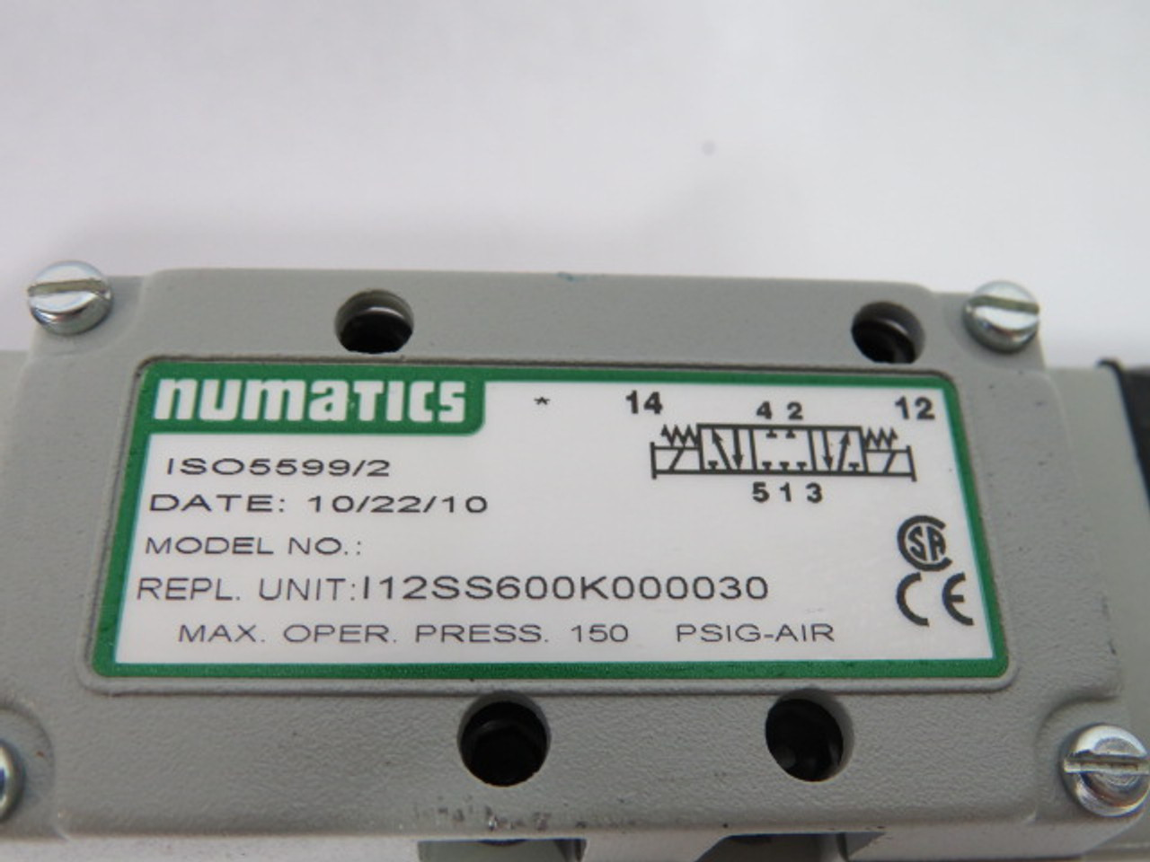 Numatics I12SS600K000030 Solenoid Valve 150PSI USED