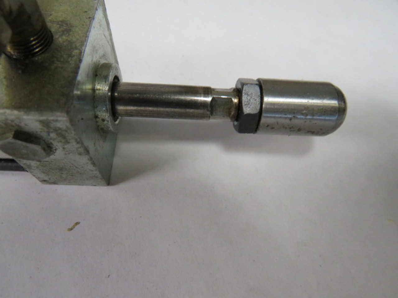 PHD SCAB-1-1/8X1-PR Pneumatic Cylinder 1-1/8" Bore 1" Stroke USED