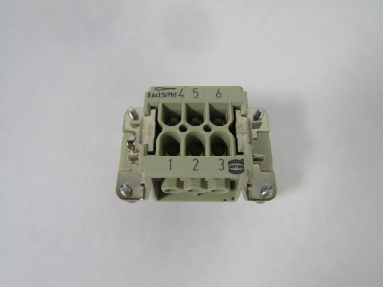 Harting 09330062701 Female Insert Connector 16A 500V USED