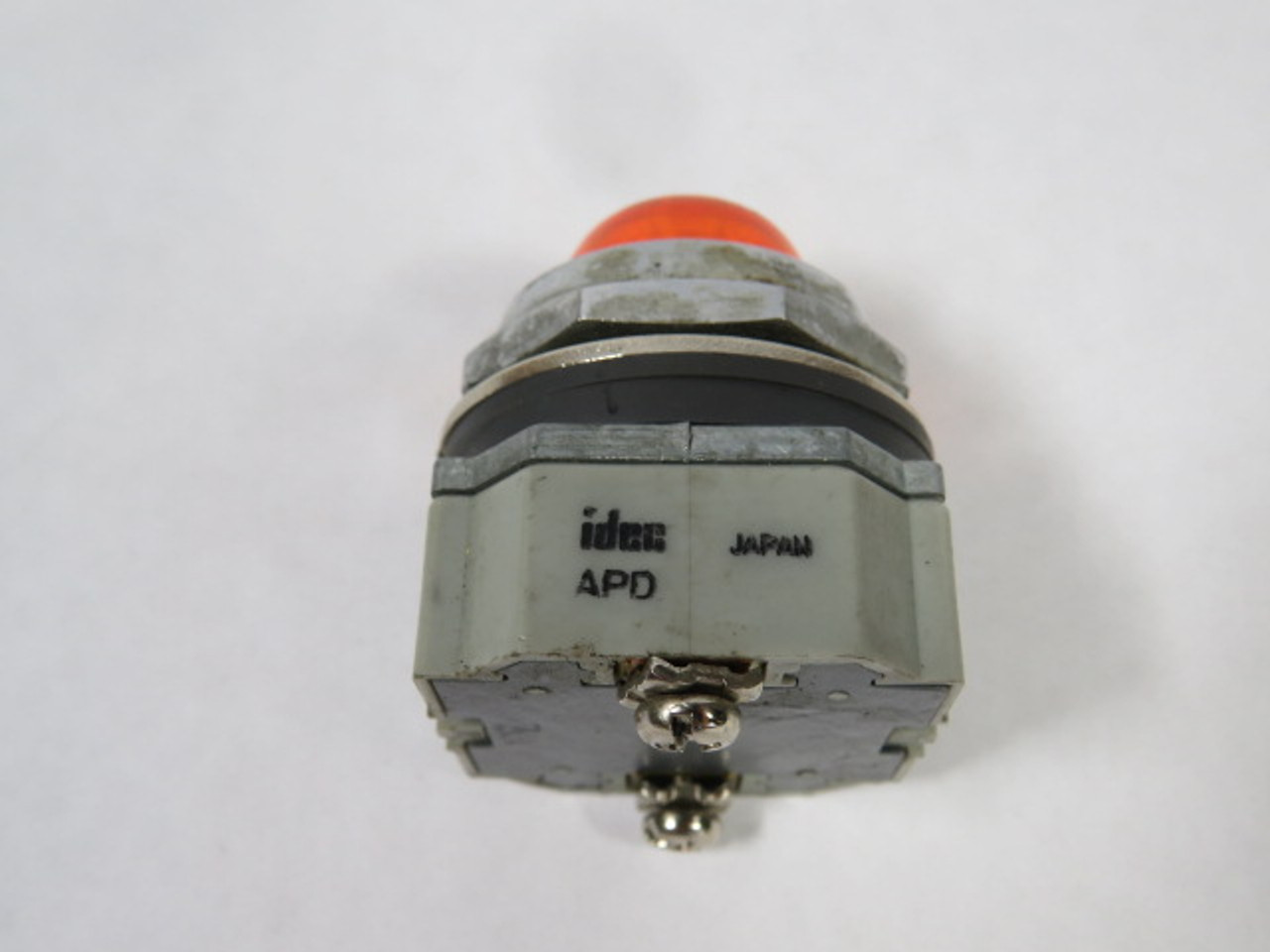 IDEC APD199DN-A-24V Amber Pilot Light 24V USED