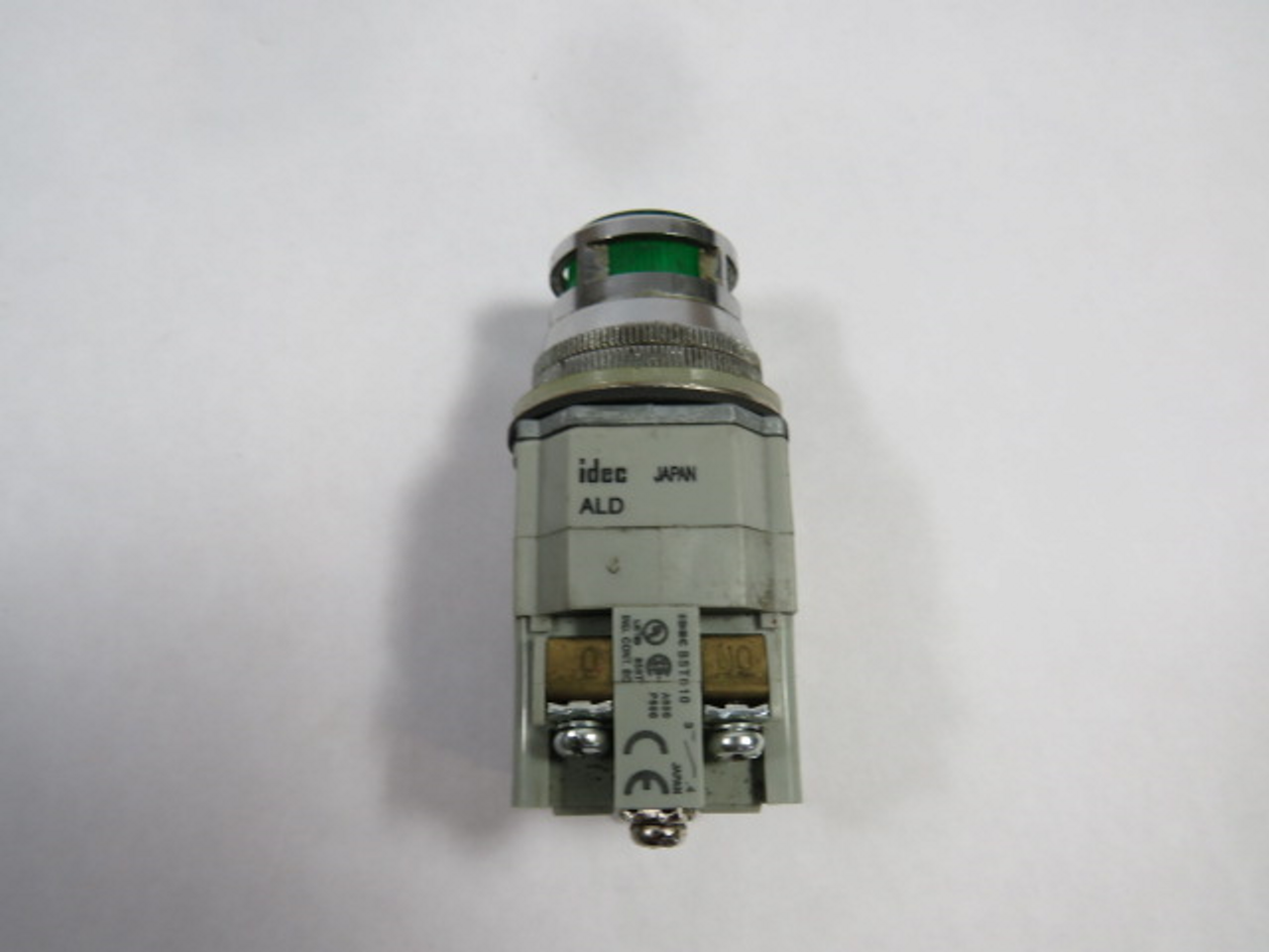 IDEC ALD29920DN-G-24V Illuminated Green Push Button 24V 2NO USED