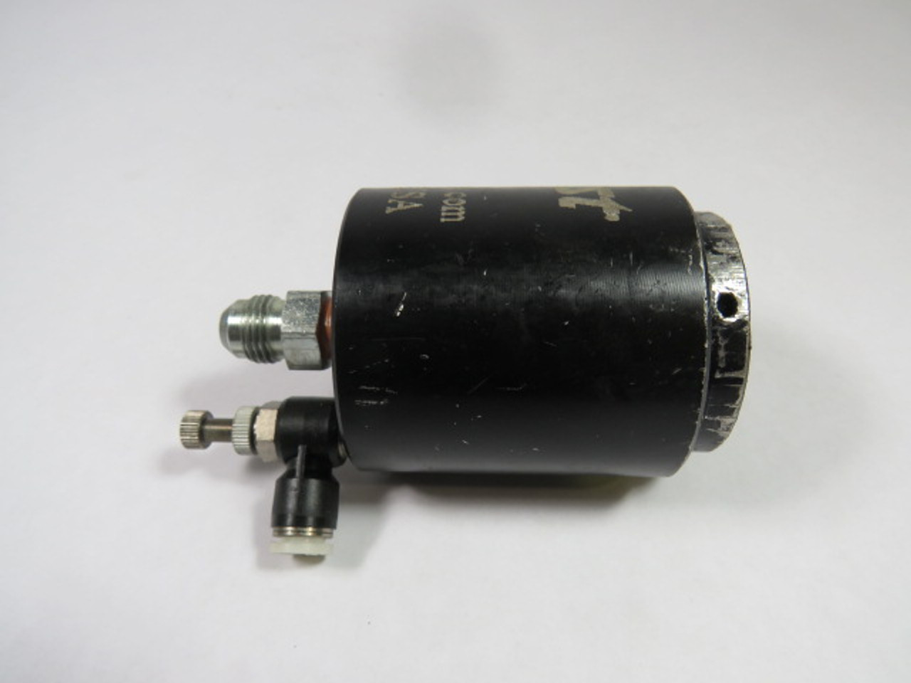 Fastest Inc. FE1 Pneumatic Connector 1/4" NPT USED
