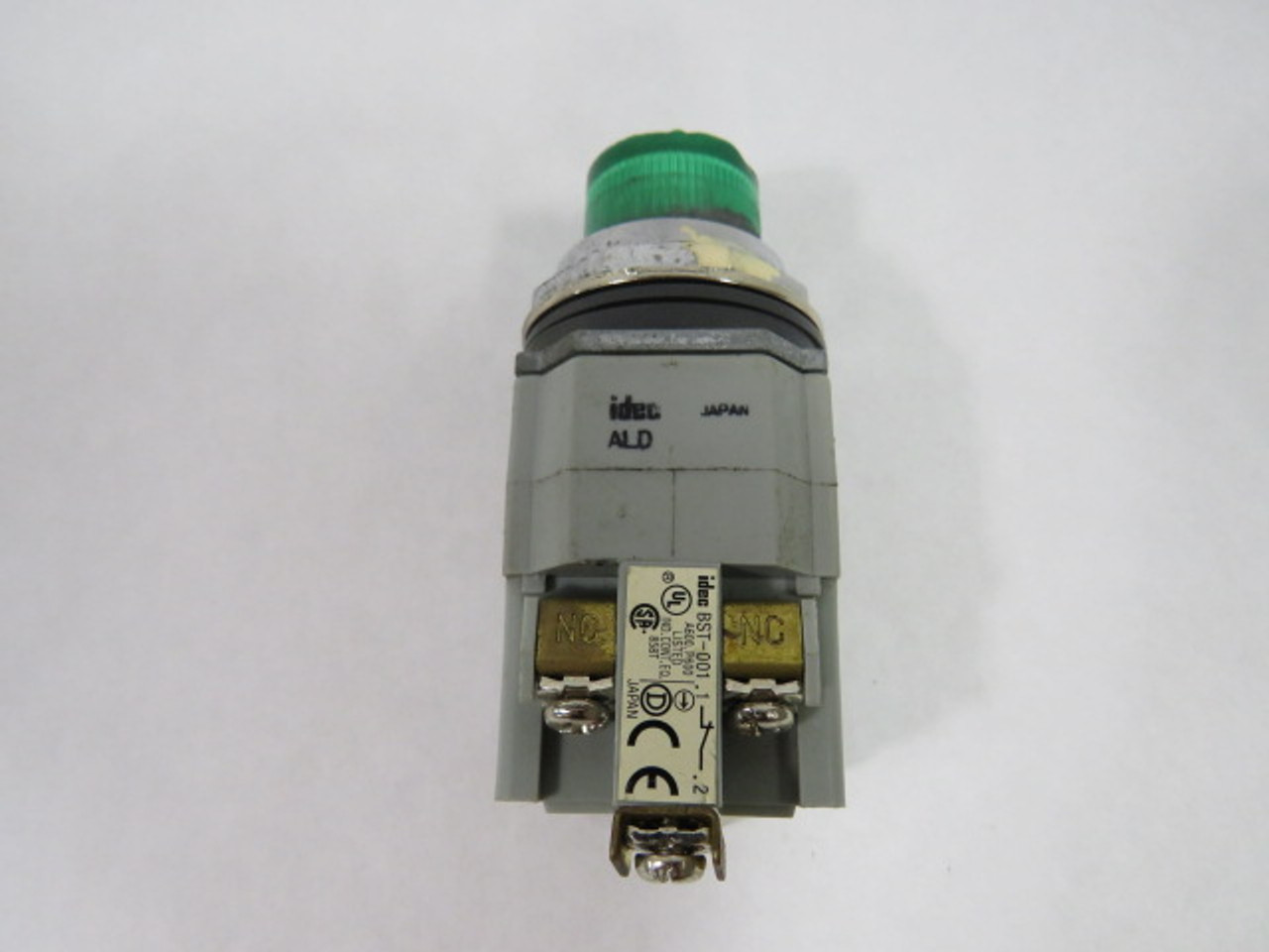 IDEC ALD29911DN-G-24V Green Push Button 10A 120-600VAC 1NO/1NC USED