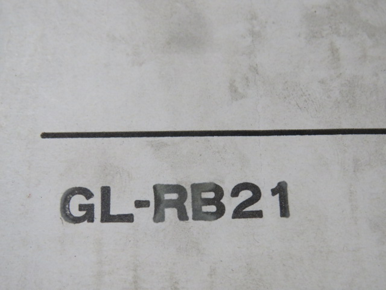Keyence GL-RB21 Deadspace-Free Bracket Box Of 2 ! NEW !