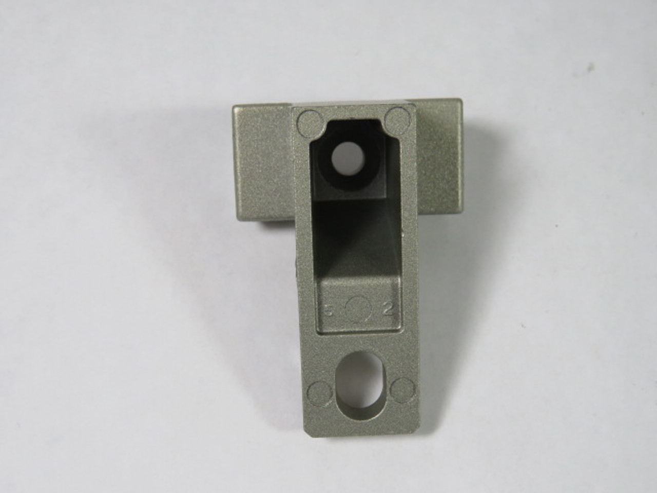 SMC B410L L-Type Bracket For NAC4000-03/-04 AC Series ! NOP !