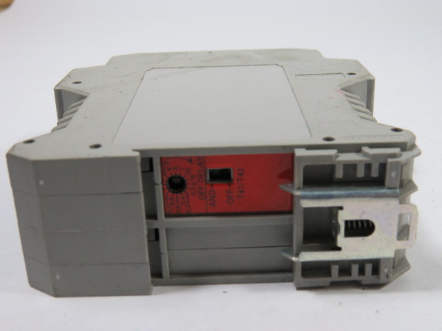 Omron G9SX-AD322-T15-RT Flexible Safety Unit 3-Outputs 24VDC USED