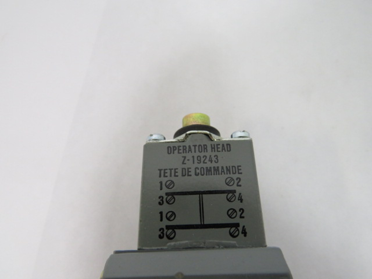 Allen-Bradley 802T-BT Series 1 Limit Switch 600VAC 10A ! NEW !