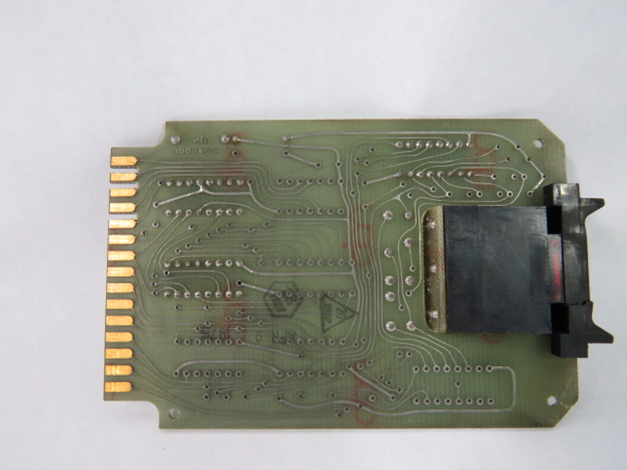 Unico 300-187-C L100-666 PC Board USED