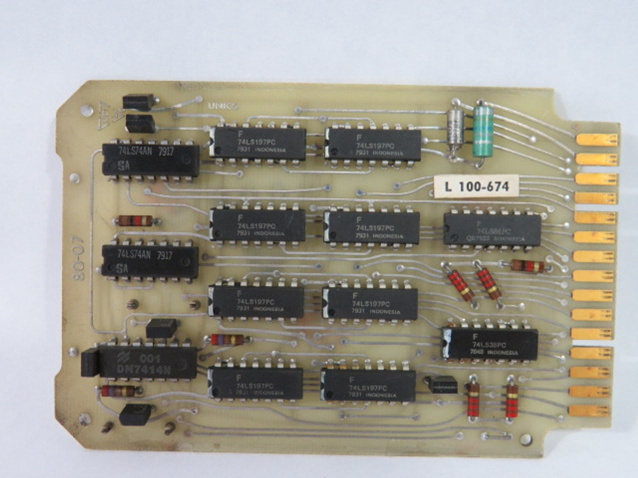 Unico 302-388B L100-674 PC Board USED