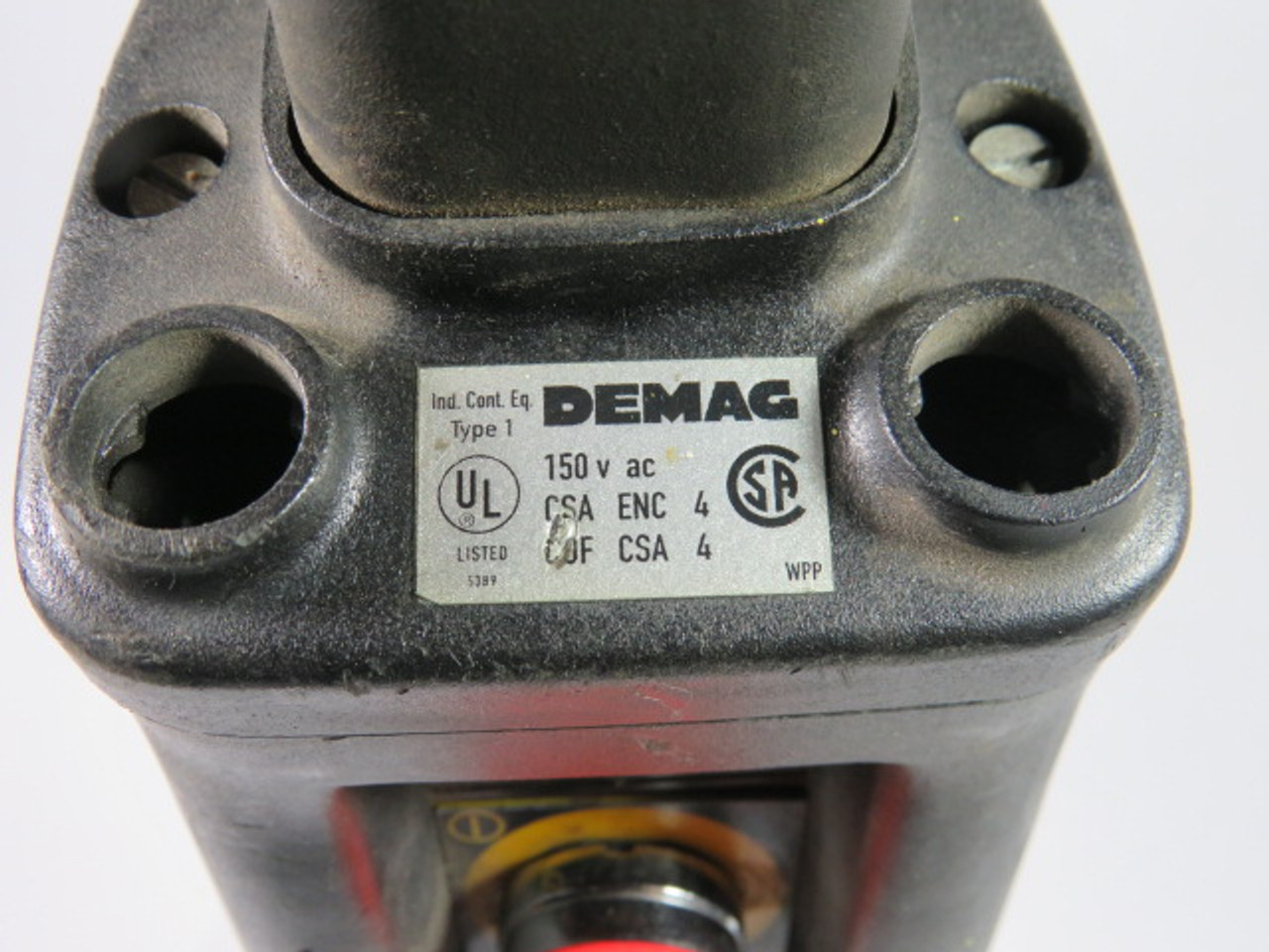 Demac DST-7-SP-222-BE 6 Push Button Station W/ Emergency Stop USED