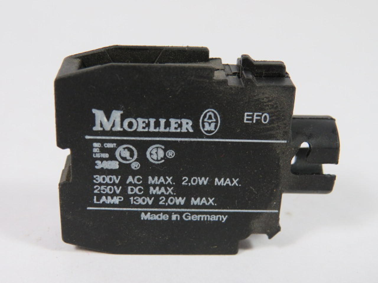 Klockner-Moeller EF0 Pilot Light Module 300V 2W USED