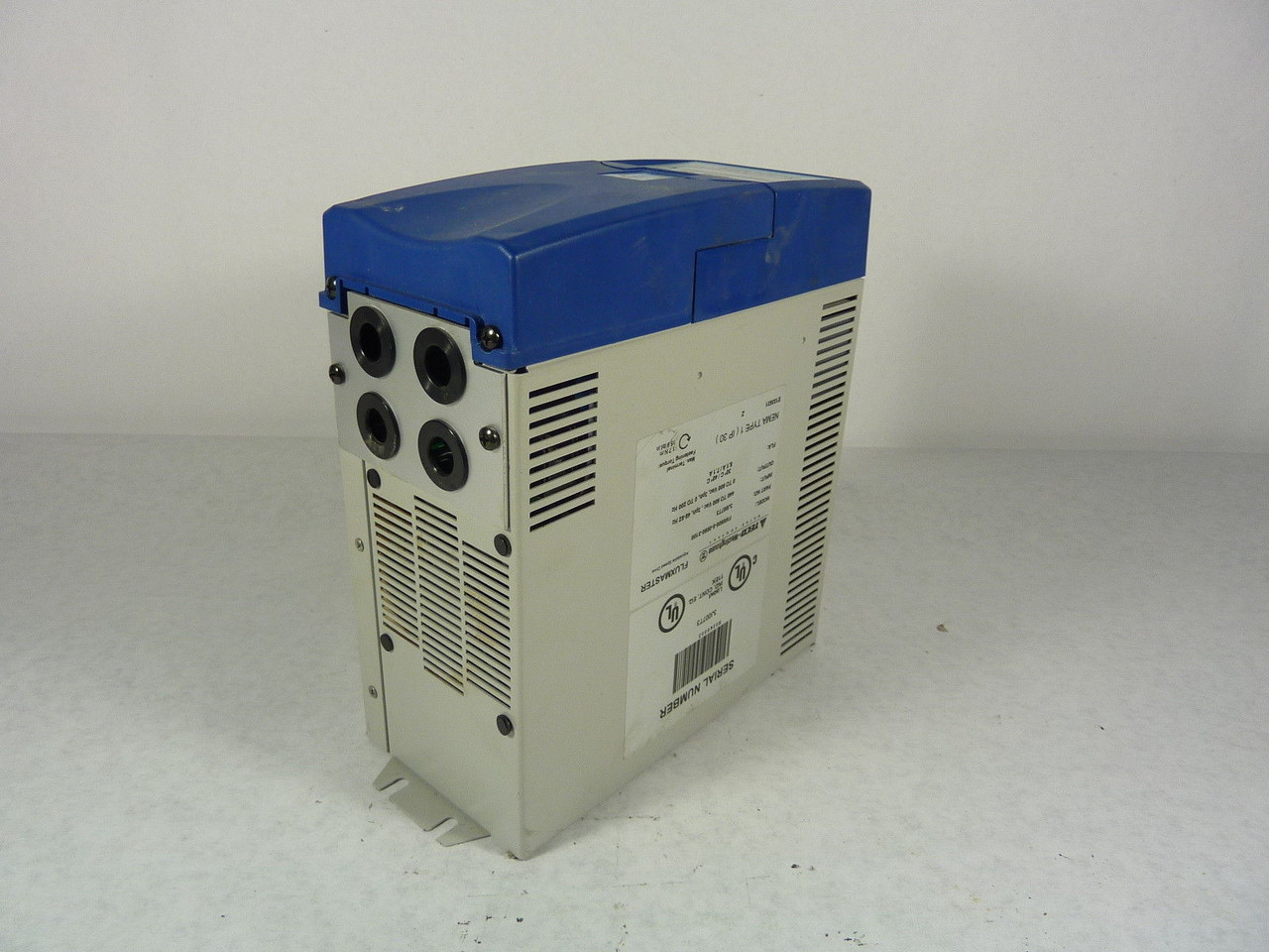 Westinghouse FM0500-5-0050-3100 Fluxmaster NEMA 1 660VAC 3 Phase 7.1A 5HP USED