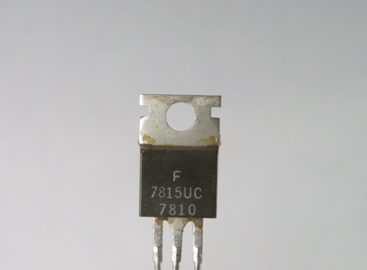 Fairchild 7815UC Voltage Regulator 1A 15V USED
