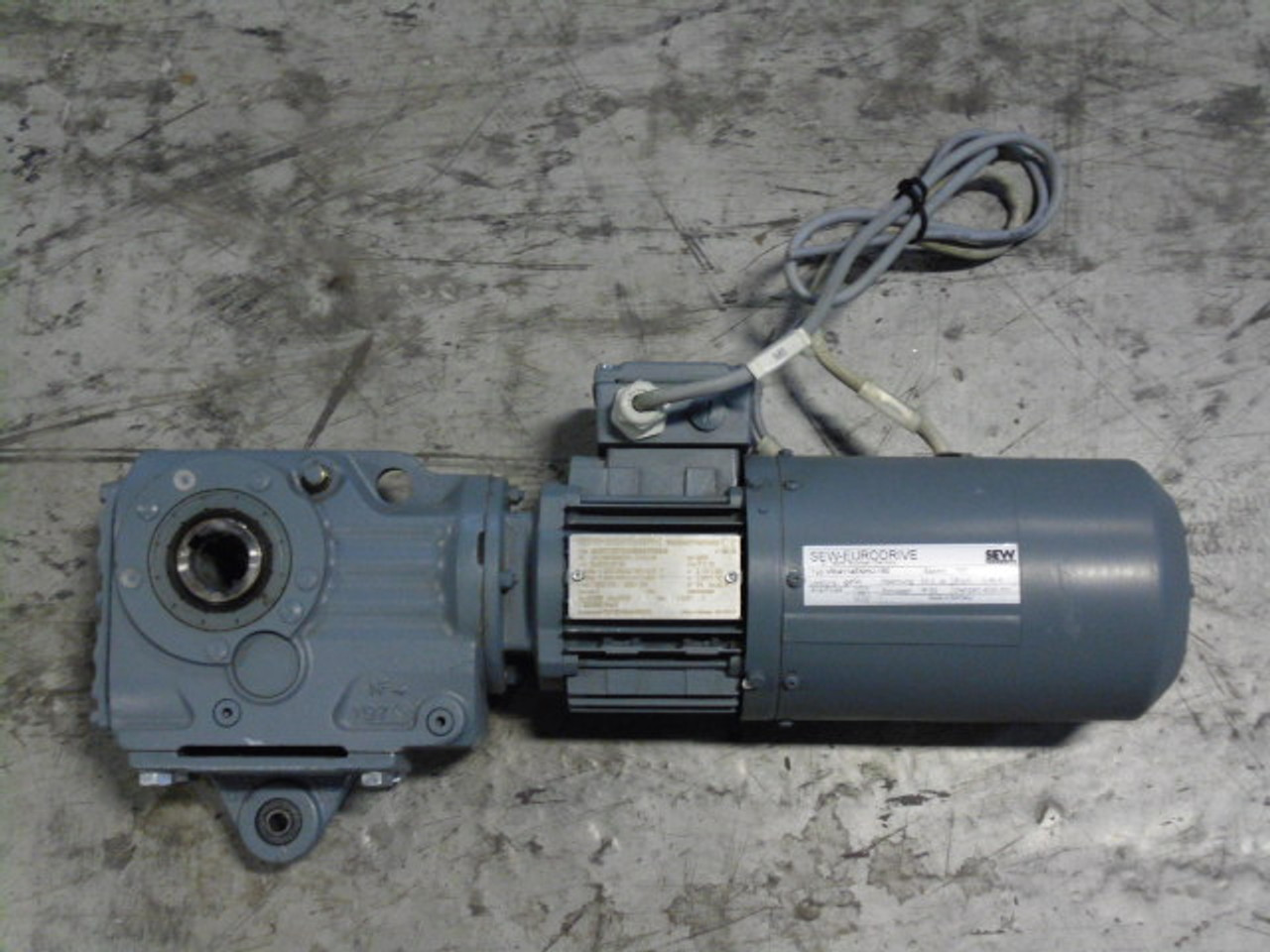 Sew-Eurodrive 0.37kW 1680/189RPM 415-460V TEFC C/W Gearbox 8.91:1 Ratio USED