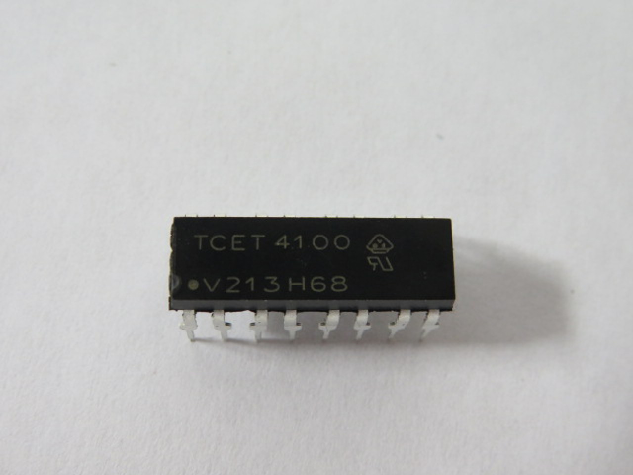 Vishay Optoisolator Transistor 4-CH 16-Dip 5000Vrms Lot Of 4 ! NOP !