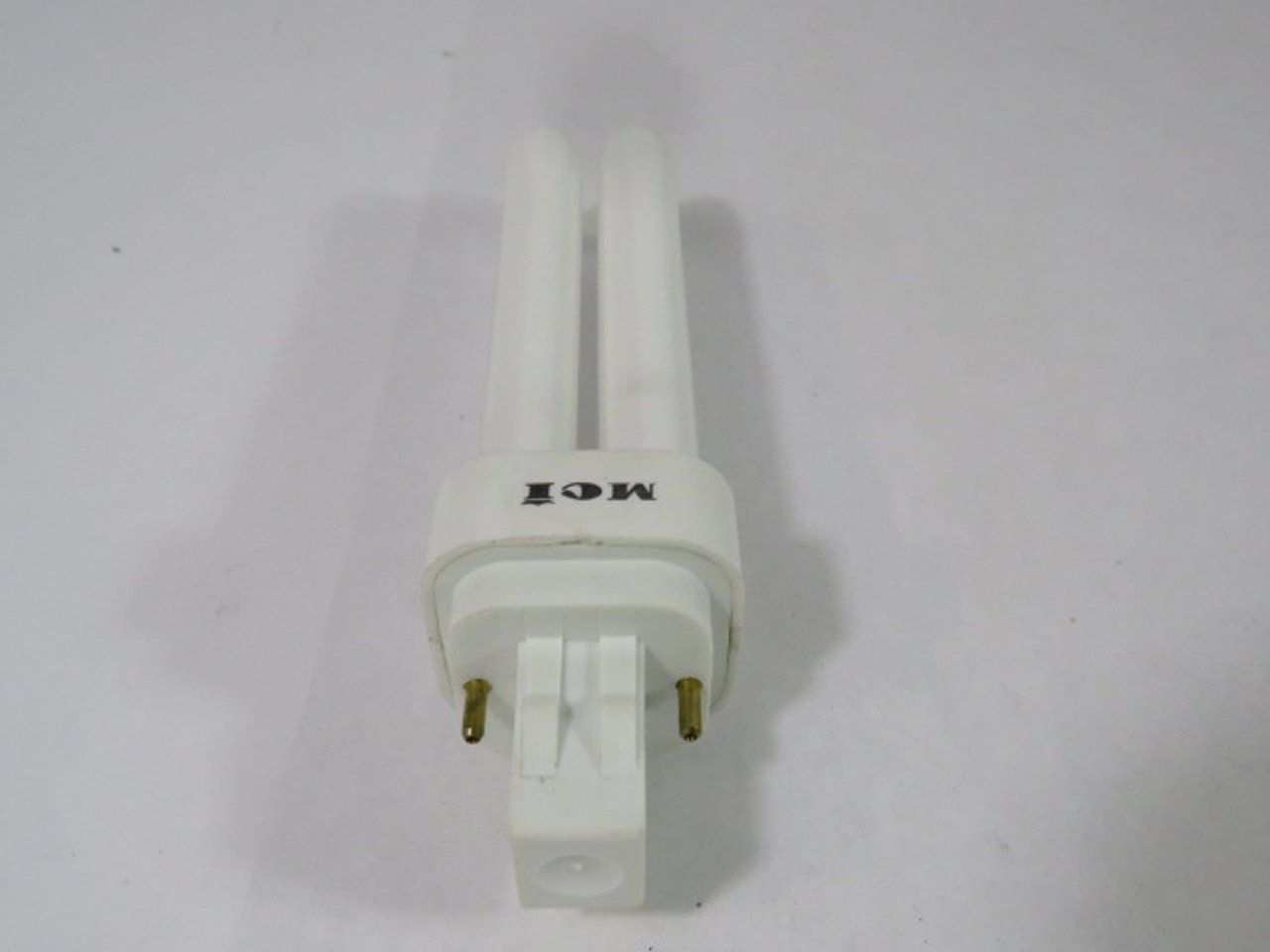 MCI GX23-2 Compact Fluorescent Lamp 2-Pin 13W ! NEW !