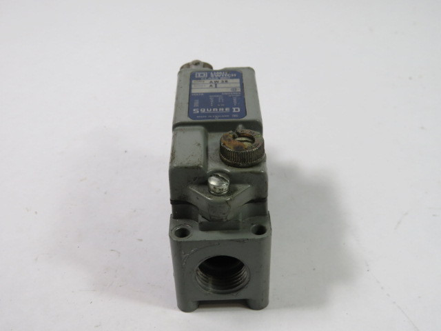 Square D 9007-AW36 Series A Limit Switch 15A 600V 1/2" NPT USED