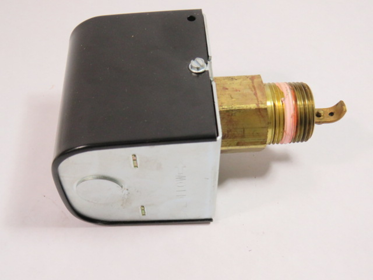 McDonnell & Miller FS4-3 Liquid Flow Switch 1" NPT 160PSI USED