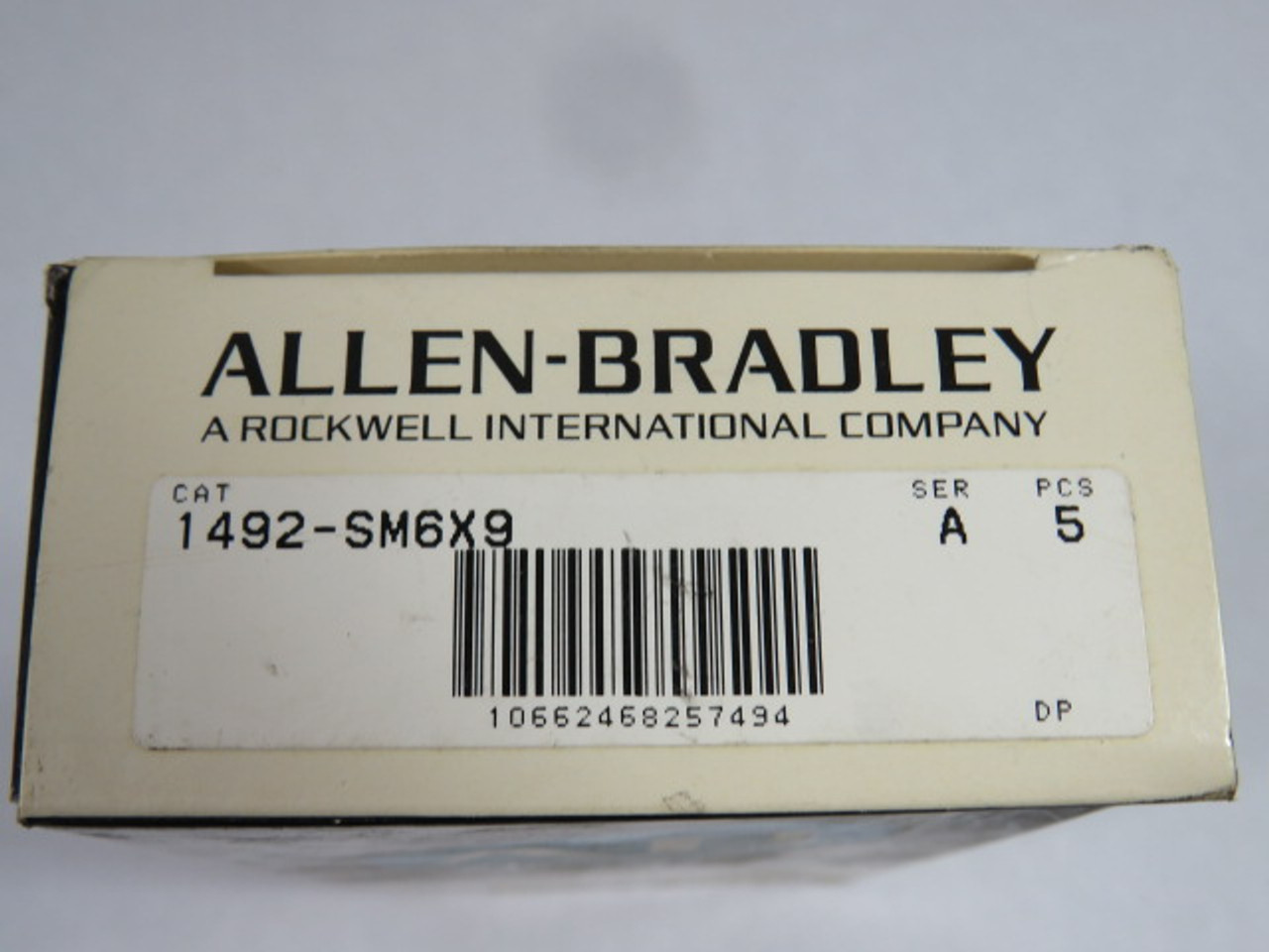 Allen-Bradley 1492-SM6X9 Ser A Wire Marker Card 6mmX9mm Box Of 10 ! NEW !