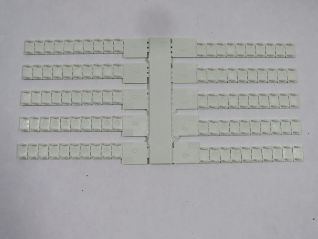 Allen-Bradley 1492-SM6X9 Ser A Wire Marker Card 6mmX9mm Box Of 10 ! NEW !