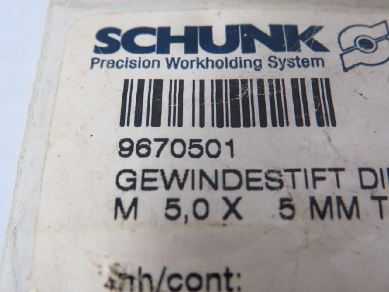 Schunk 9670501 Set Screw M5 x 5mm 30 Pcs ! NWB !