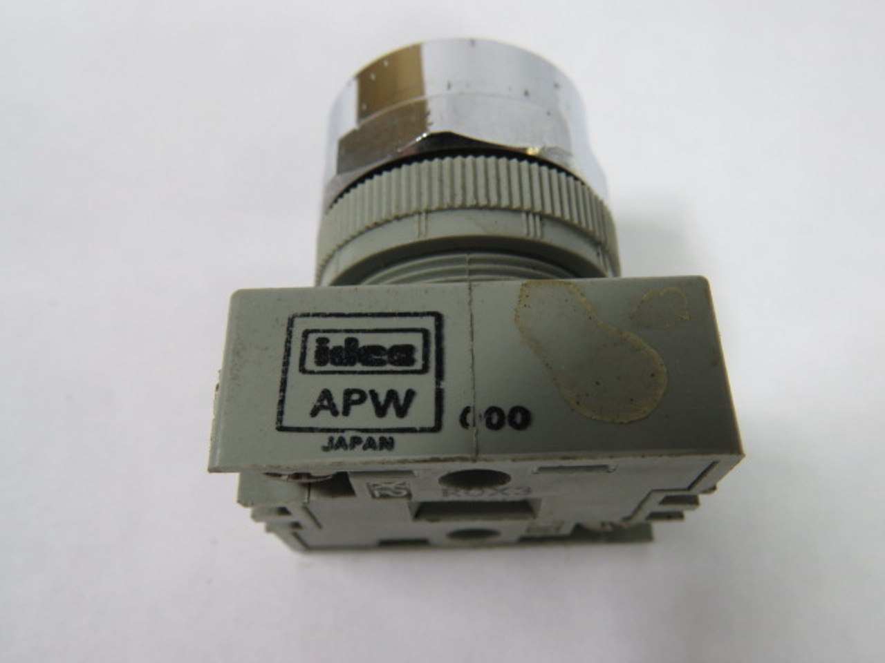 IDEC APW99D-6V Pilot Light 6V No Lens No Contacts USED