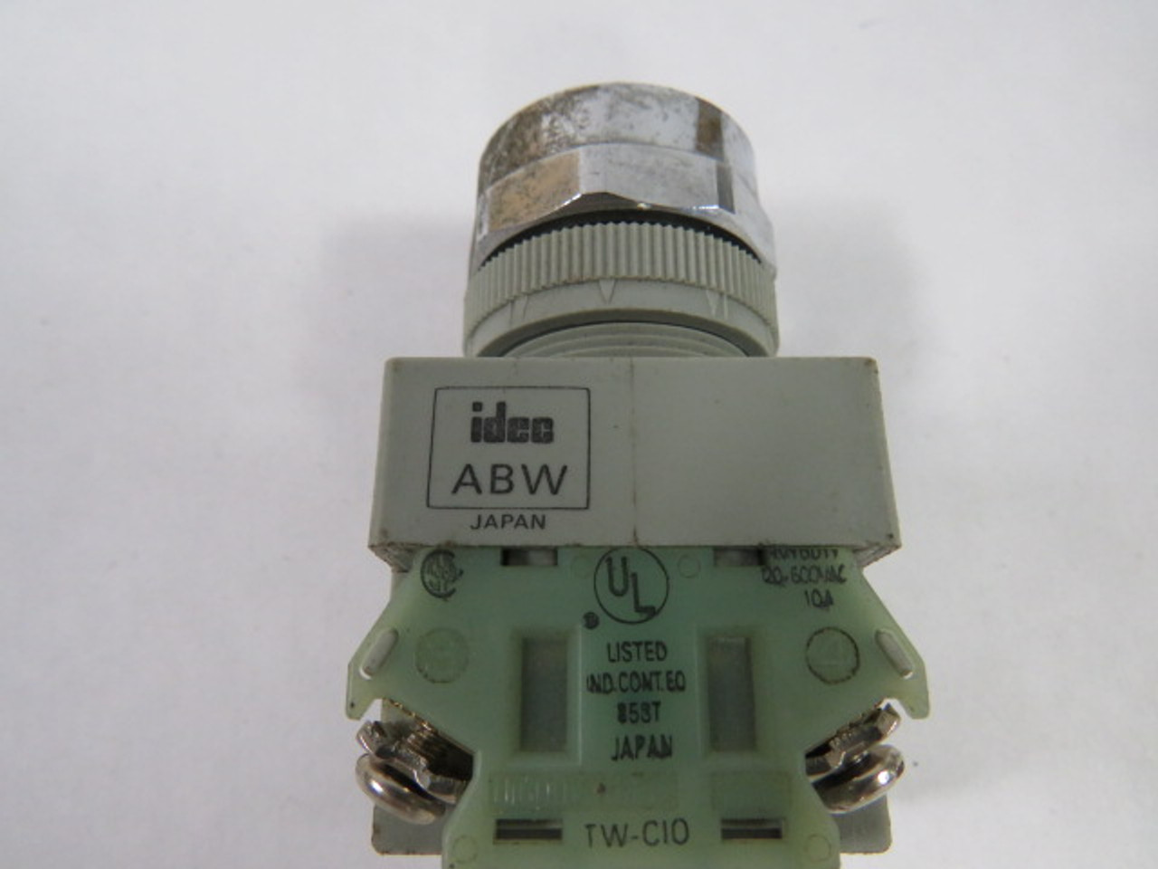 IDEC ABW120 Non-Illuminated Push Button 600V 10A 2NO No Button USED