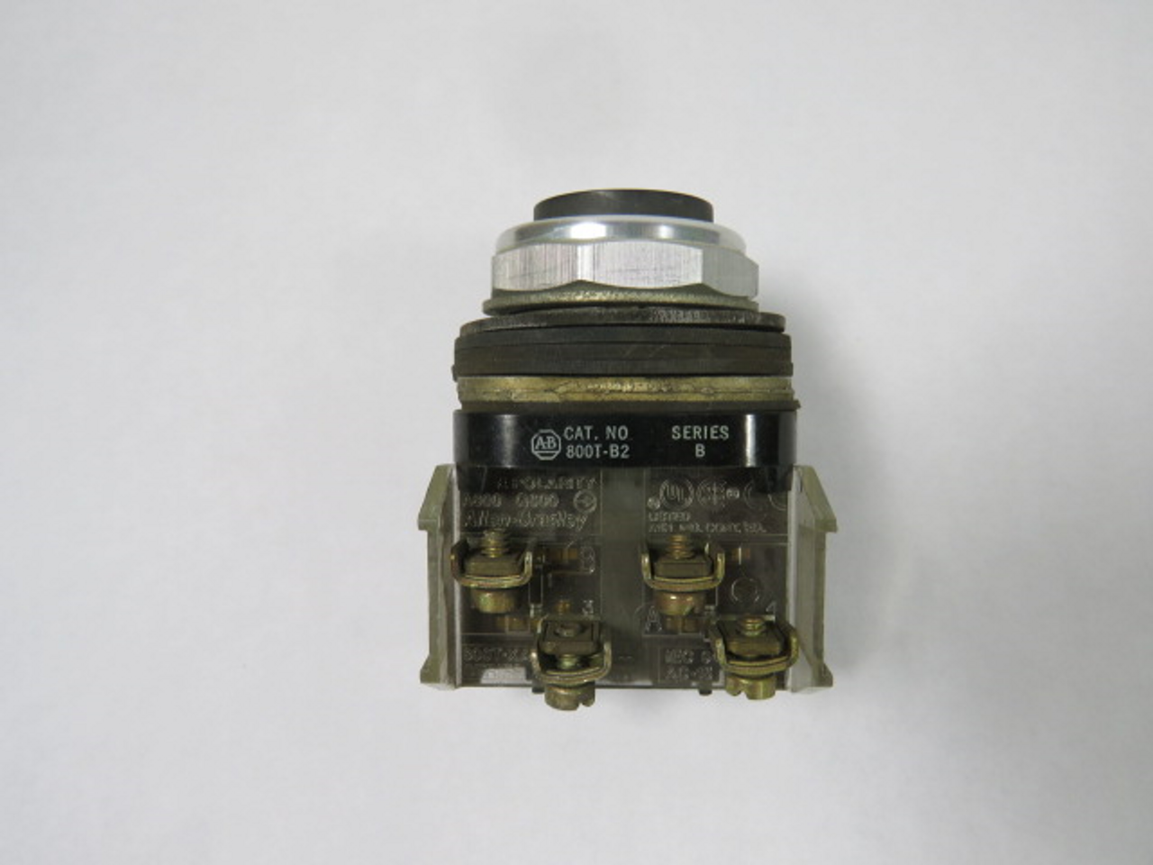 Allen-Bradley 800T-B2A Series B Black Push Button Extended 1NO/1NC USED