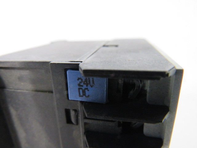 Minicontacteur WEG CWC016-00-22R03 16A 24V - Neuf, Pour Installations électriques