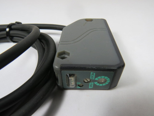 SUNX EQ-34 Photoelectric Sensor USED