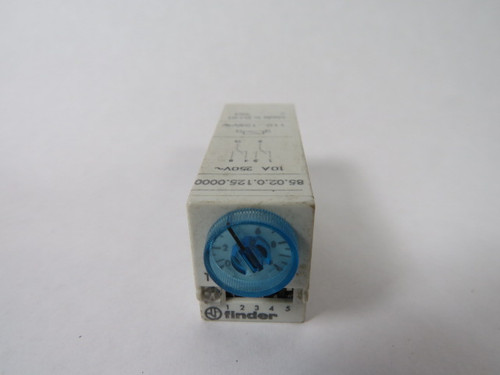 Finder 85.02.0.125.0000 Plug-In Timer Relay 10A 250V 8-Pin USED