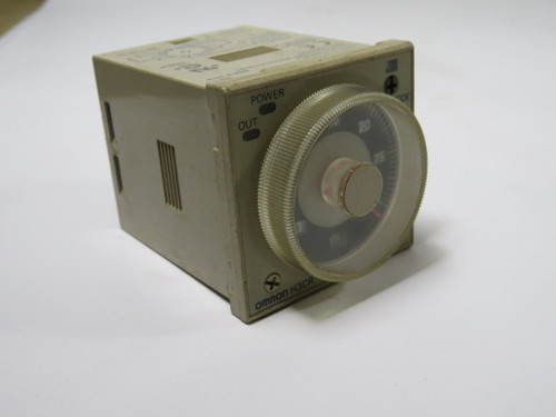 Omron H3CR-A Solid State Relay Timer 0.05S-300Hr 100-240V 50/60Hz 11-Pin USED