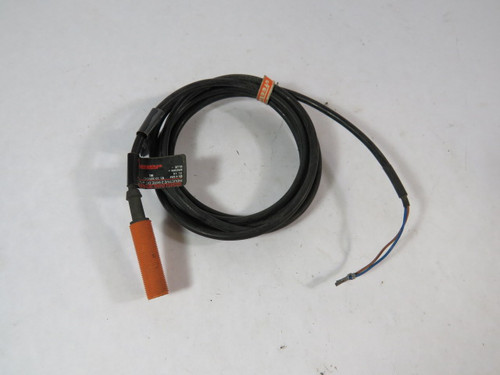 Efector 8034SL04NL2DAXX Proximity Switch 10-36 VDC Missing Washers USED
