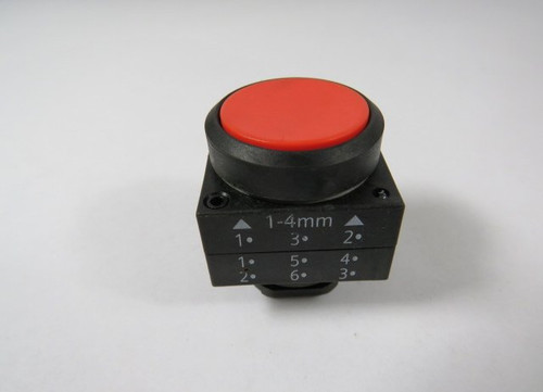 Siemens 3SB3000-0AA21 Push Button w/ Red Flat Button USED