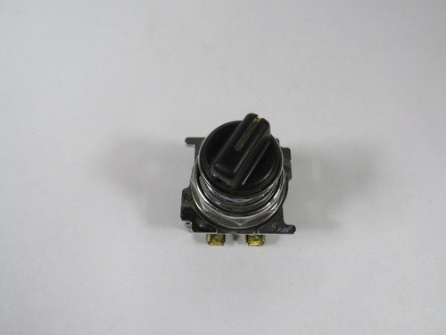 Cutler-Hammer 10250T1323 Selector Switch 1NO/1NC 3-Position CAM3 USED