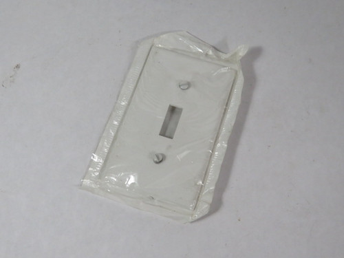 Leviton 020-88001 1-Gang Toggle Switch Wall Plate White ! NWB !