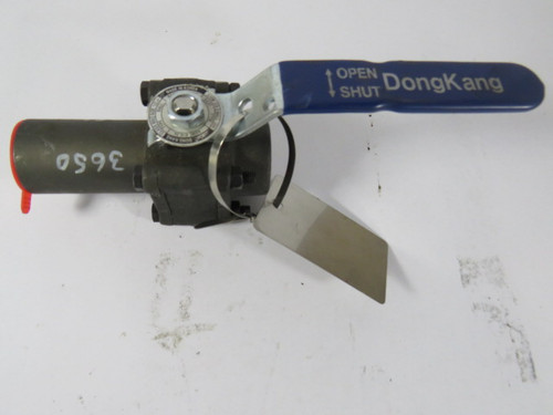 DongKang SA105N-YLLN Ball Valve 0.5" SA105N Body PTFE 304 800 Class USED