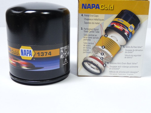 Napa Gold 1374 Oil Filter ! NEW !
