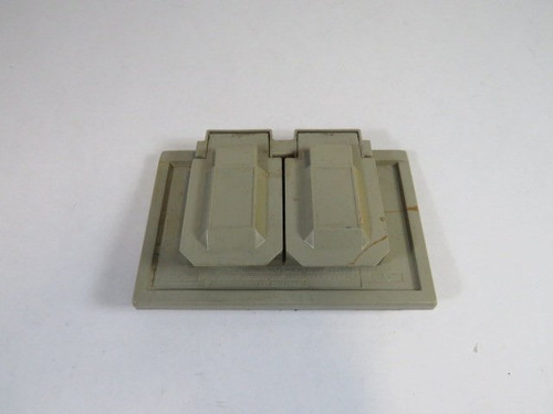 Leviton 002-04976-GY Outdoor Wallplate USED