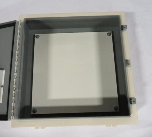 W.C. Pursley 12004 White Steel Locking Enclosure 20"Lx20"Wx8"H ! NOP !