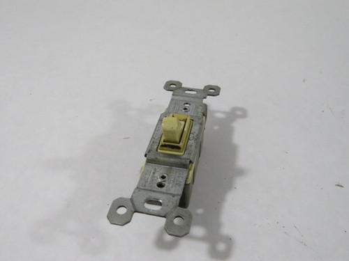 Pass & Seymour 663-I Toggle Light Switch 15A 120V USED