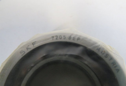SKF 7205BEP Angular Contact Ball Bearing 25mm ID 52mm OD ! NEW !
