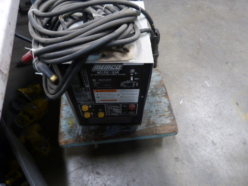 Memco AC/DC-225 575V 19A 60 Hz 1Ph Arc Welder USED