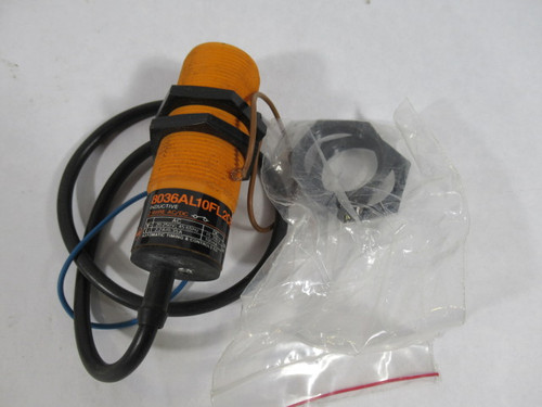 Efector 8036AL10Fl2CBXX Proximity Switch 20-250AC 2.2/0.35A *22" Cut Cable* USED