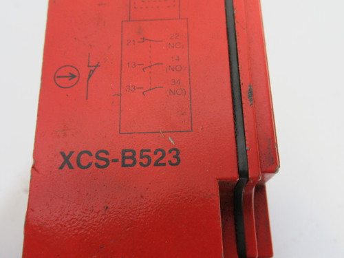 Telemecanique XCS-B523 Slow Break Safety Switch 1NC/2NO 3P 300/500V USED