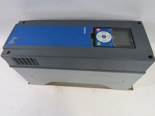 Vacon AC Drive 3Ph 525-600V 50/60Hz 6.8A/4.5A Input USED